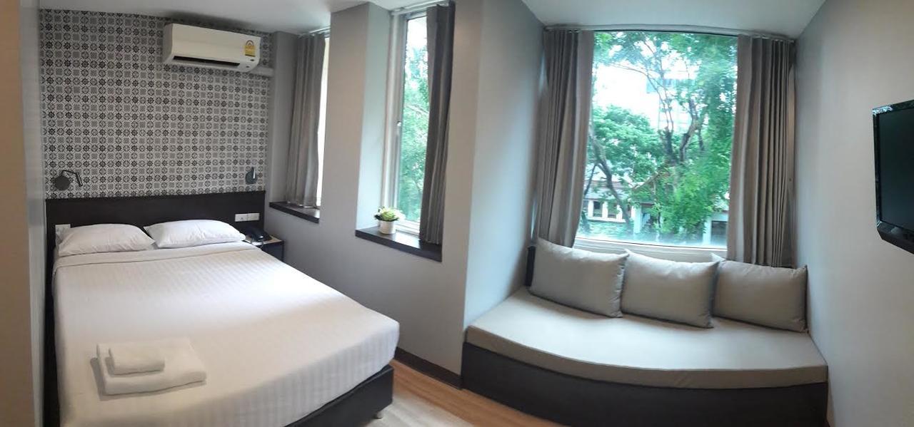 Ywca Hotel Bangkok Exterior photo